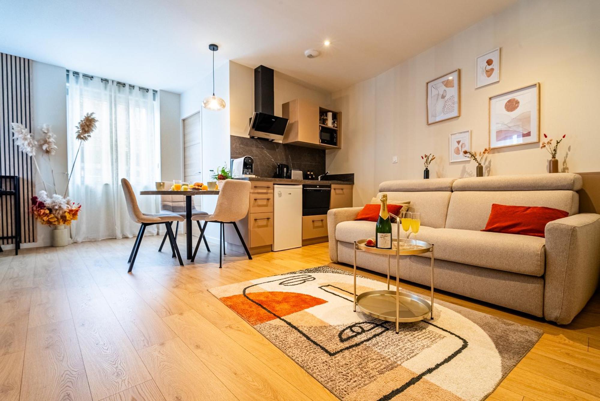 דירות בסאנקון Au Duplex D'Or Centre Historique מראה חיצוני תמונה